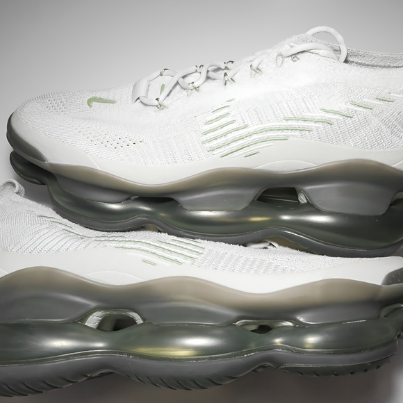 Men's Stylish White and Gray Sneakers - Picture 6 of 11